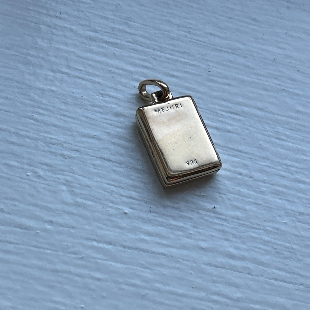 Mejuri Locket - Picture 2 of 3